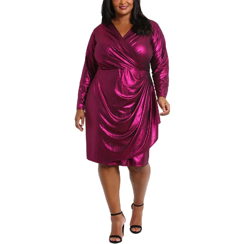 Stylish Women's Clothes for Work and Play London Times Womens Plus Metallic Ruched Sheath Dress