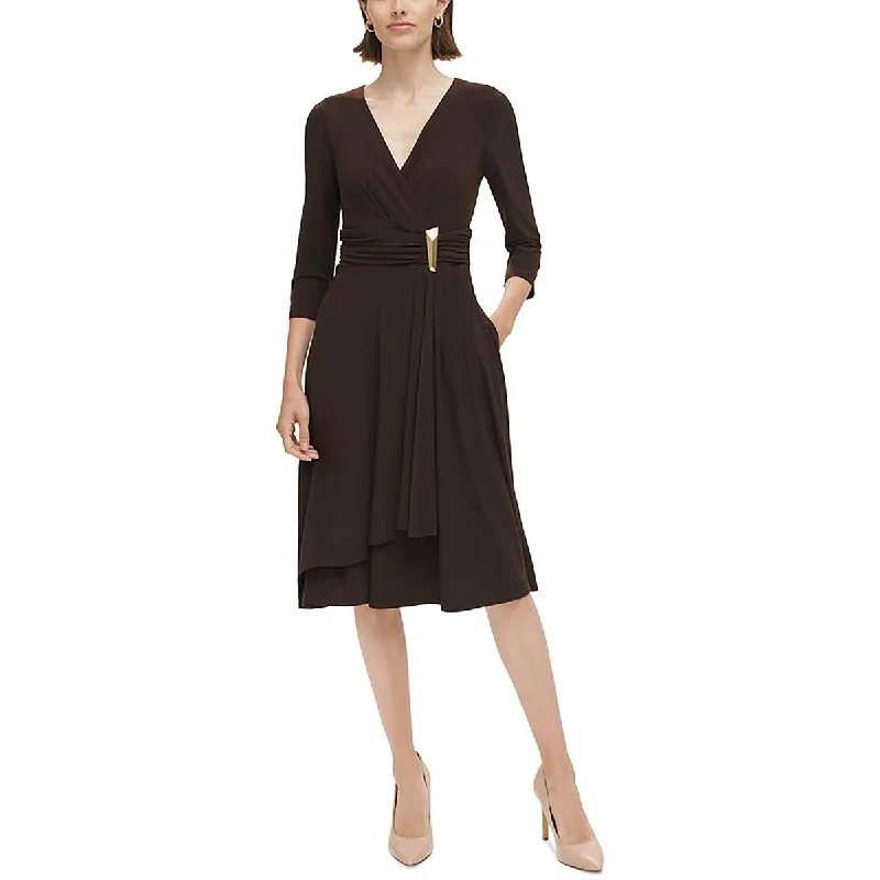High-End Women's Apparel Jessica Howard Womens Ruched Waist V-Neck Wear To Work Dress