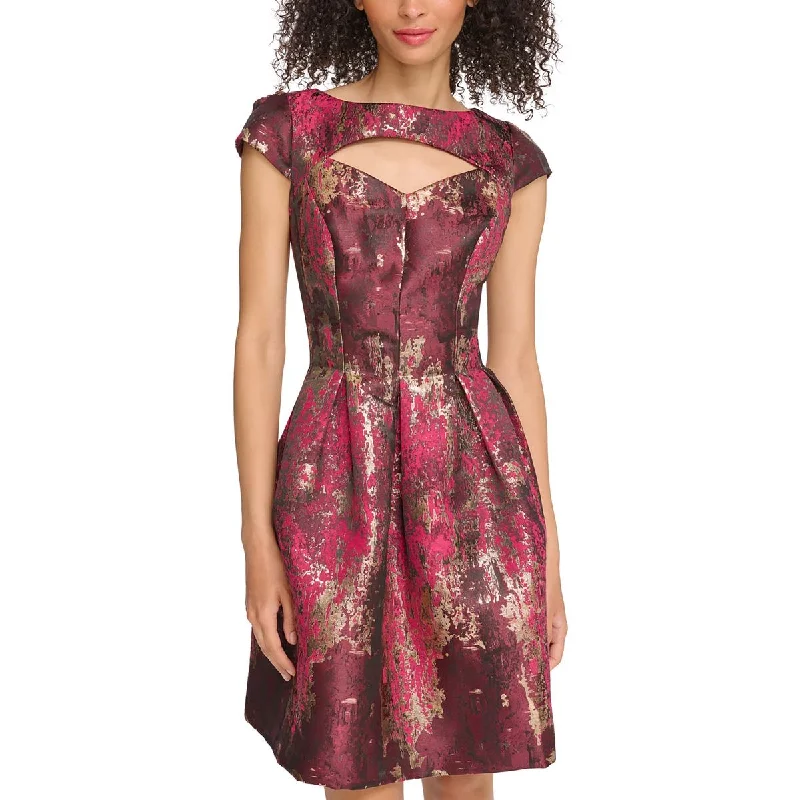 Women's Evening Wear Outfit Vince Camuto Womens Petites Metallic Above Knee Fit & Flare Dress