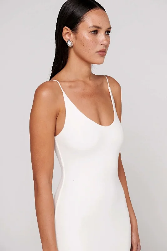 Rocker Chic Fashion BAYSE BRAND Womens Louise Dress - White