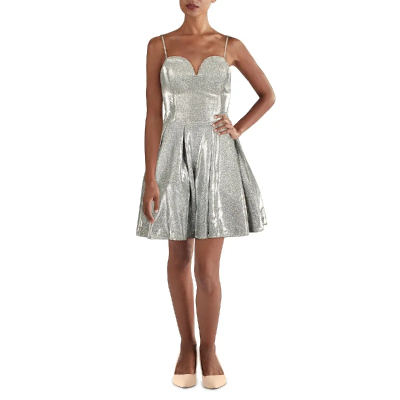 Plus-Size Women's Garments Bee Darlin Womens Juniors Shimmer Mini Fit & Flare Dress