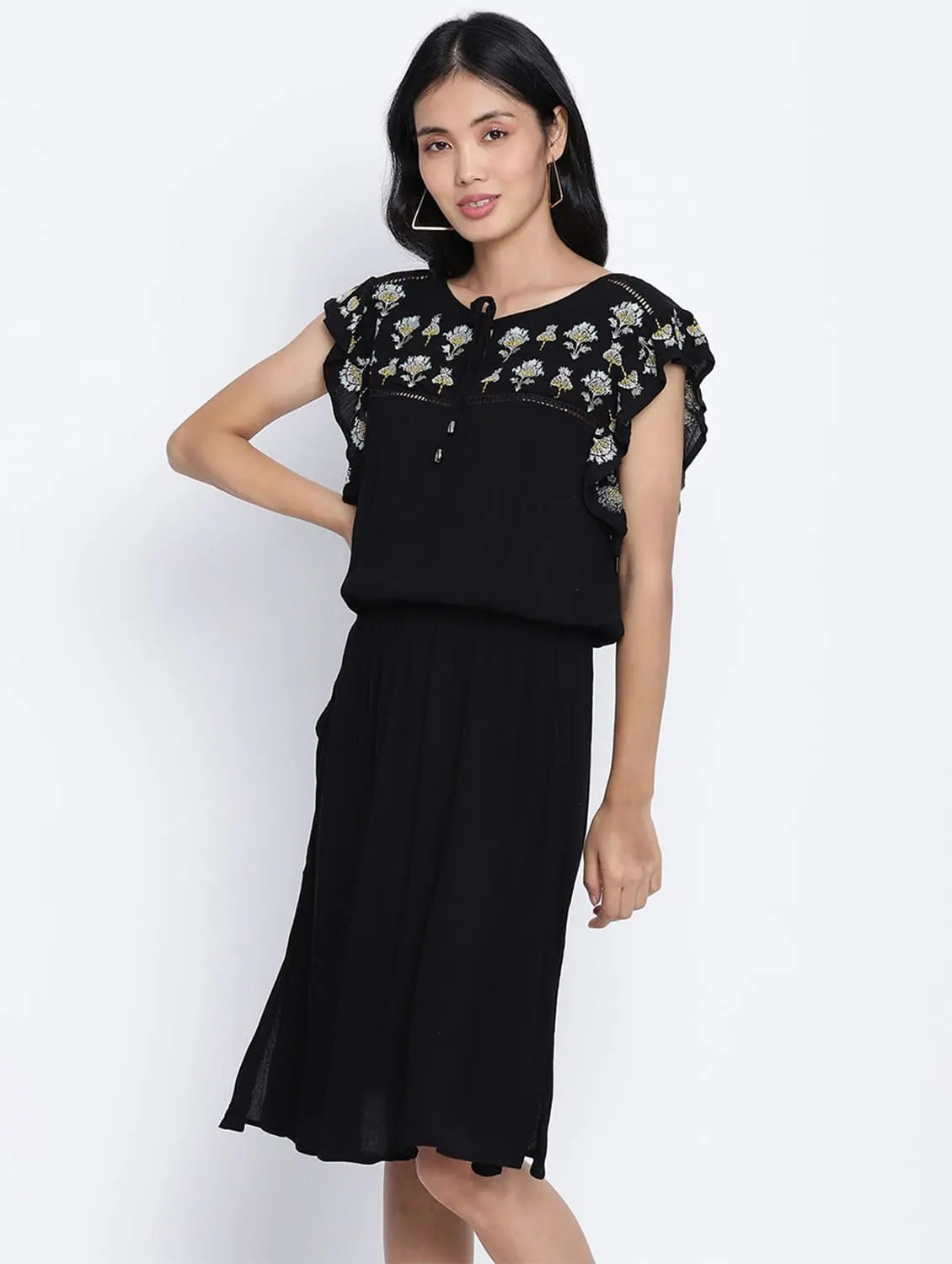 Women's Outdoor Activity Garments Glamour Black Embroidery Fashion Women Dress