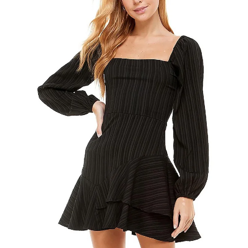 Women's Plus-Size Garments City Studio Womens Asymmetric Tiered Fit & Flare Dress