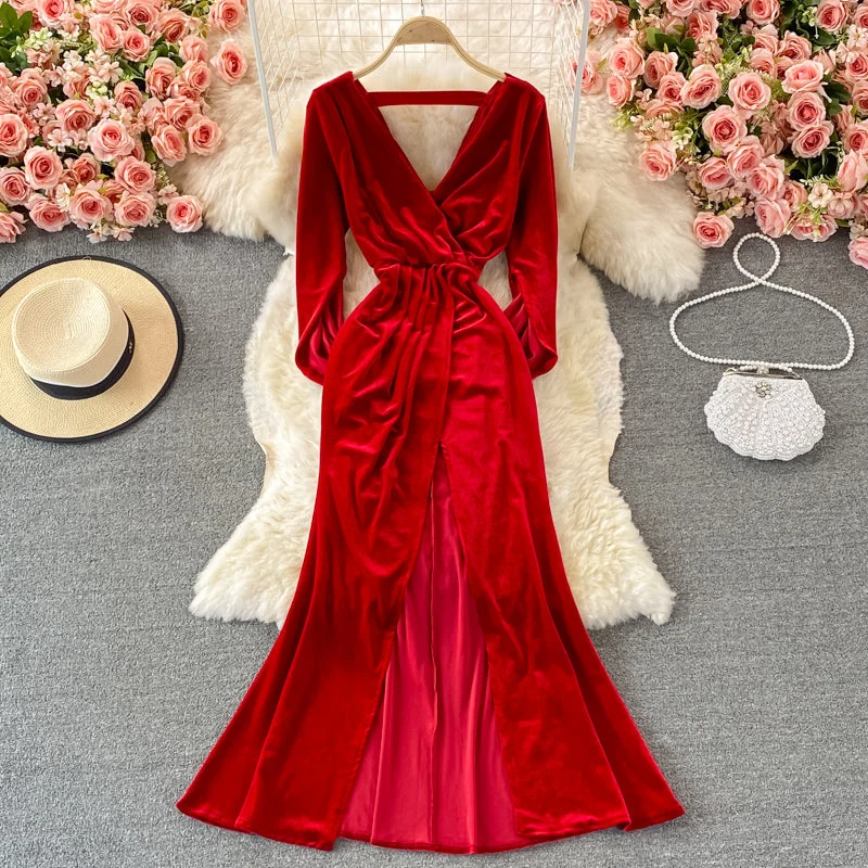 Women's Elegant Garments Temperament deep V-neck split buttock velvet dress  3240