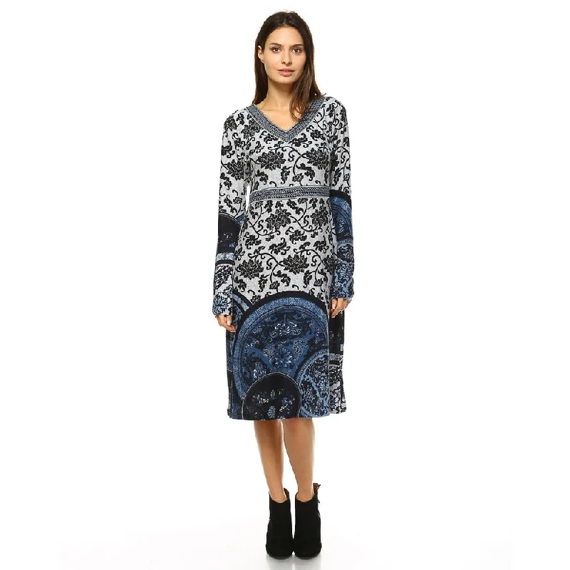 Sophisticated Women's Fashion White Mark Women's Naarah Embroidered Sweater Dress