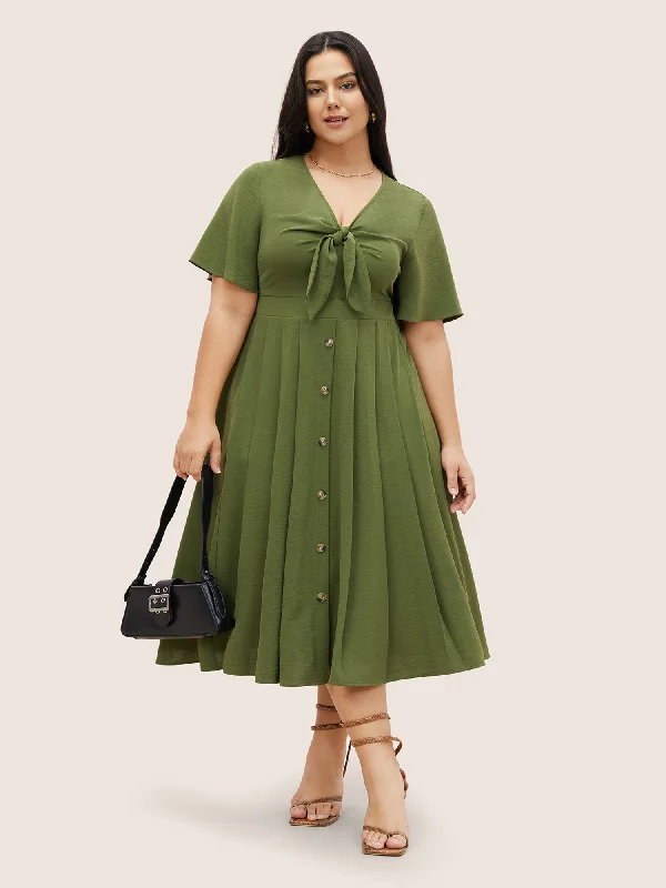 Women's Clothing For Holiday Travel Plain Tie Knot Button Detail Shirred Dress