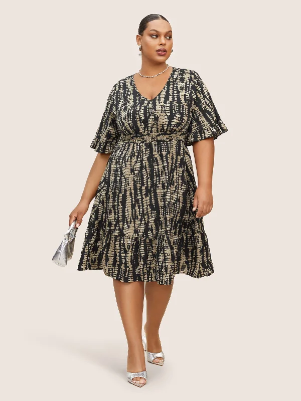 Women's Vintage-Inspired Clothing V Neck Geometric Ruffles Shirred Dress