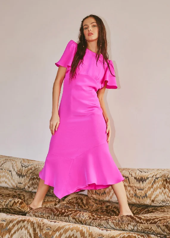 Timeless Elegance Teea Dress - Pink