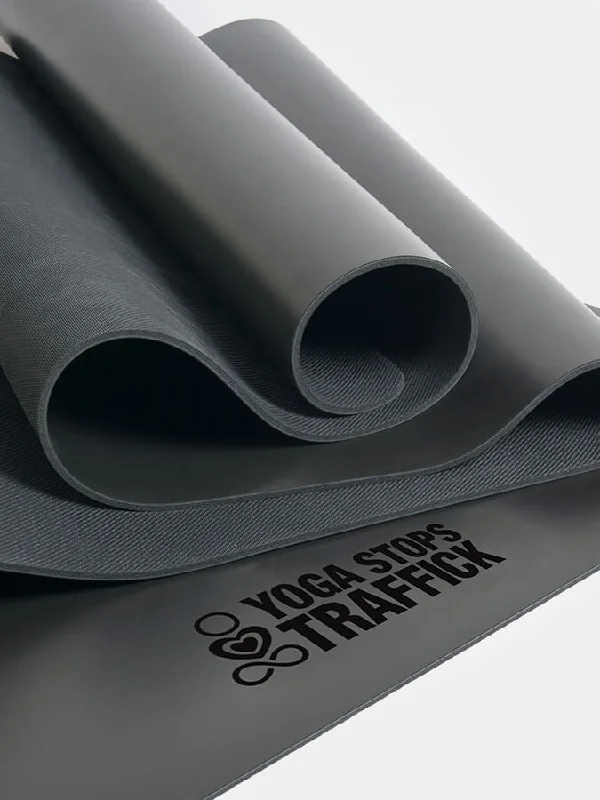 Essential Yoga Gear At Unmissable Prices Yoga Stops Traffick The Grip Mat Compact 4mm