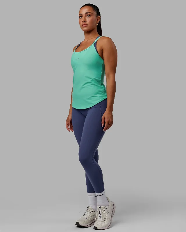 Look Good, Feel Good, And Save Big Agility Active Tank - Aquatic Awe