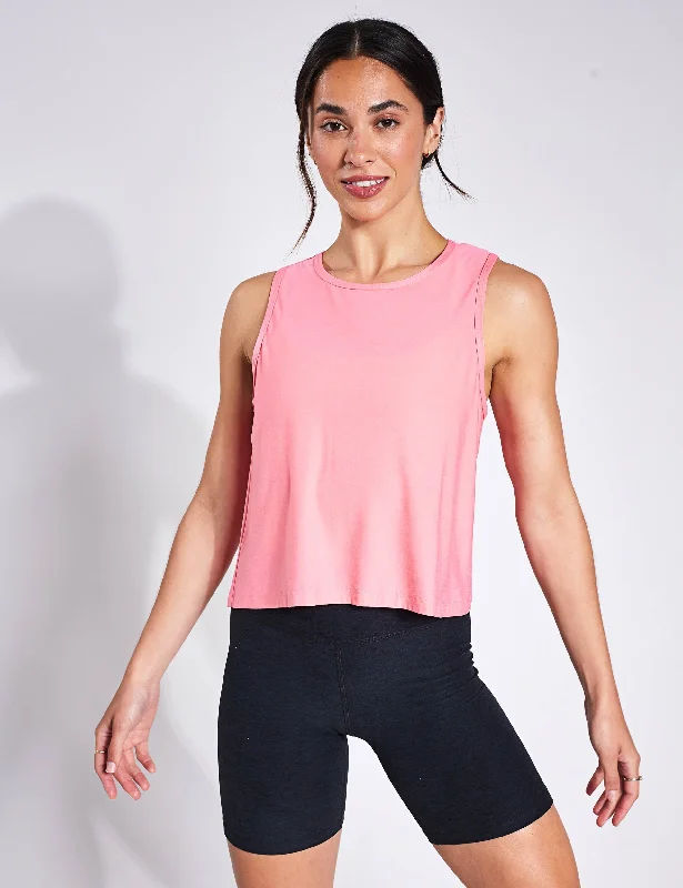 Elevate Your Style And Practice For Less Featherweight New View Cropped Tank - Sun Kissed Coral Heather
