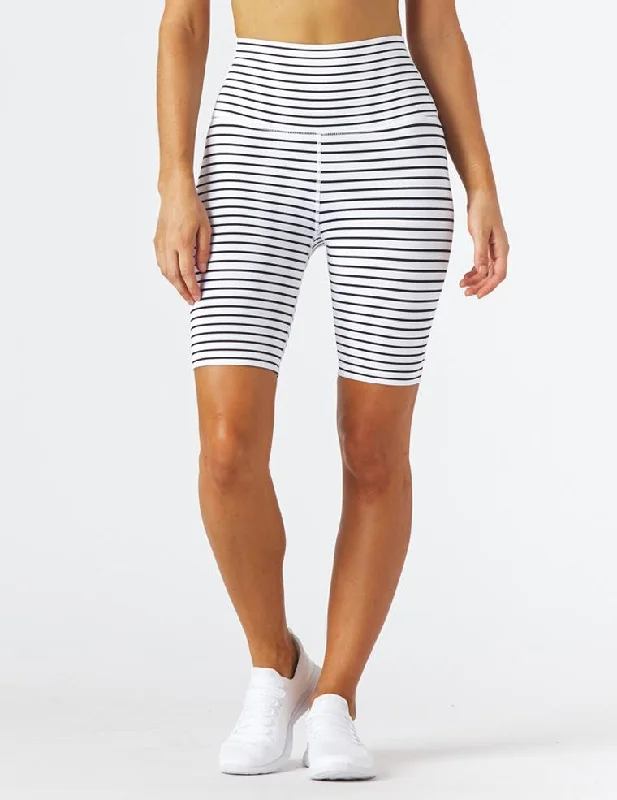 Embrace Comfort With Yoga Wear On Sale High Power Bike Short II: White/Black Stripe