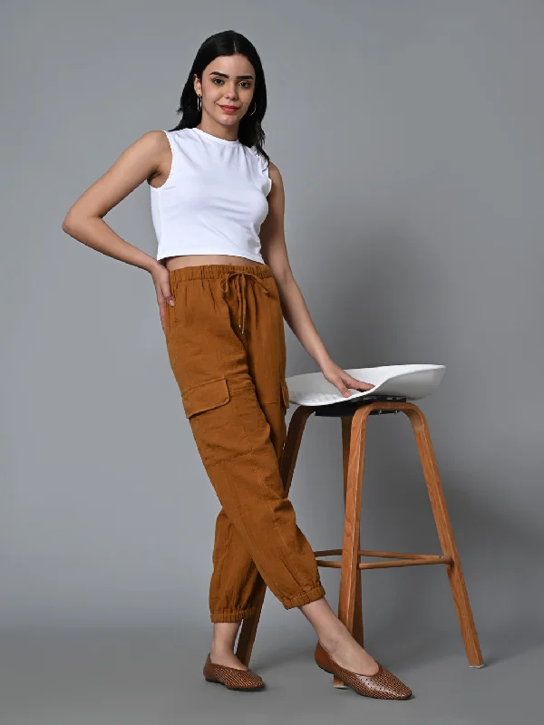 Performance Yoga Wear Now At Exclusive Discounts Women's White Cotton Elastane Slim Fit Vest