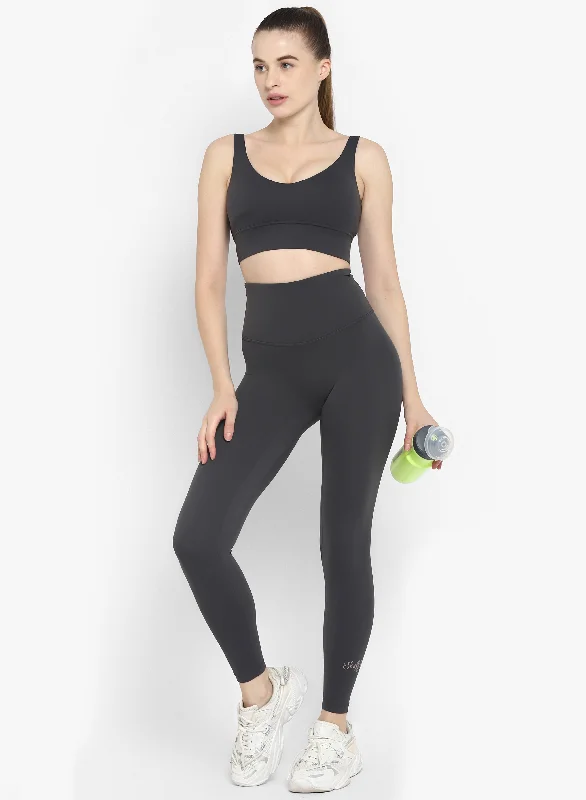 Shop High-Quality Yoga Apparel At Exclusive Discounts Lavina Yoga Set