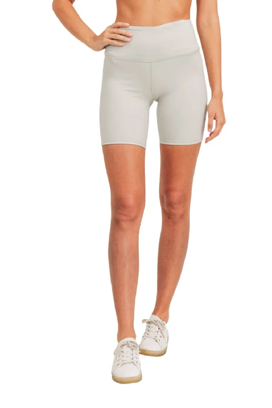 Performance Yoga Wear Now At Exclusive Discounts Mono B Newport Essential Performance Highwaist Shorts APH-A0772
