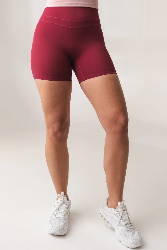 Performance Meets Savings In Our Yoga Wear Sale Vitality Revive Volley Short - Sangria