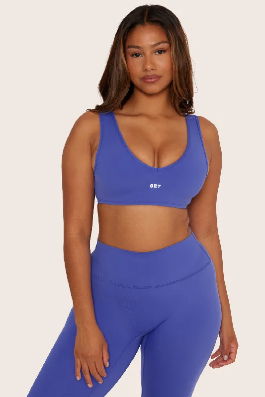 Your Yoga Wardrobe, Upgraded For Less SPORTBODY® DIP BRA - JETSETTER