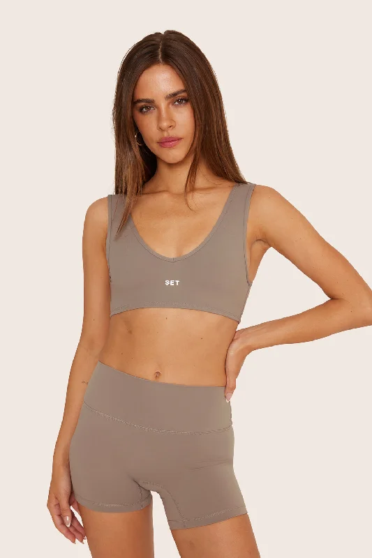 Your Go-To Yoga Outfits Now More Affordable SPORTBODY® DIP BRA - STONE