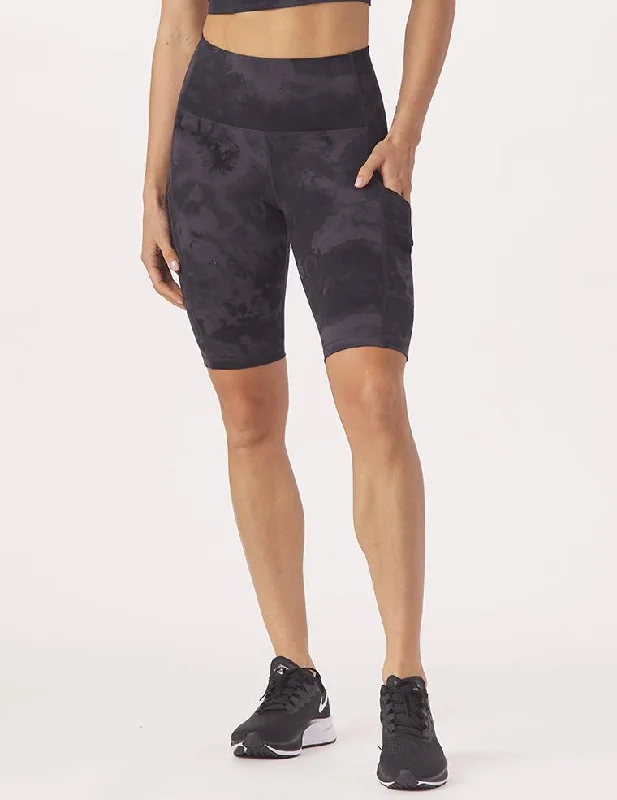 The Perfect Fit At The Perfect Price Taper Short Print: Black Tie-Dye