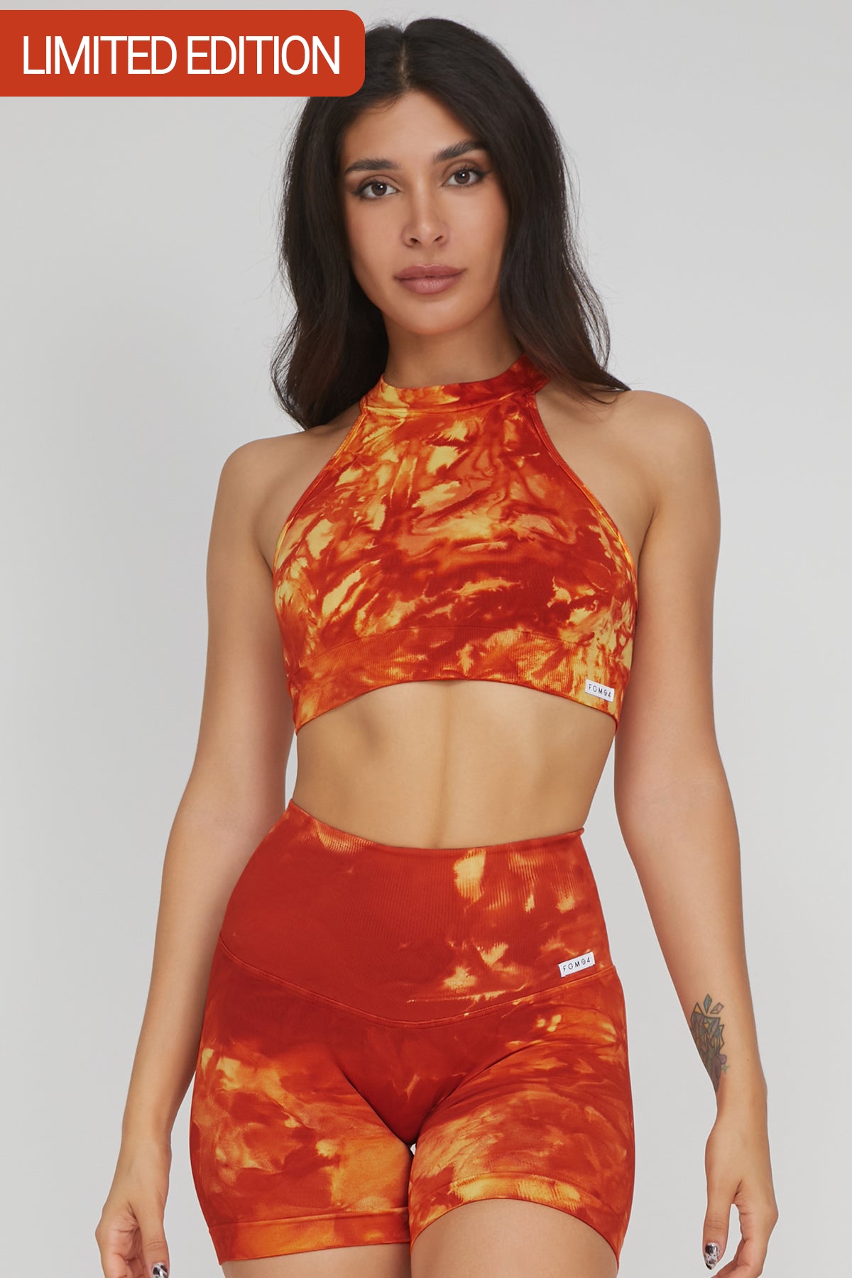 Look And Feel Your Best With Discounted Yoga Clothing Top Olimpia Maltinto Fuoco Arancione Giallo