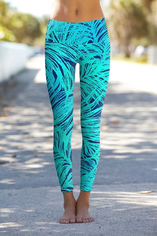 Sweat In Style With Yoga Clothing Discounts Tropical Dream Lucy Printed Performance Leggings - Women
