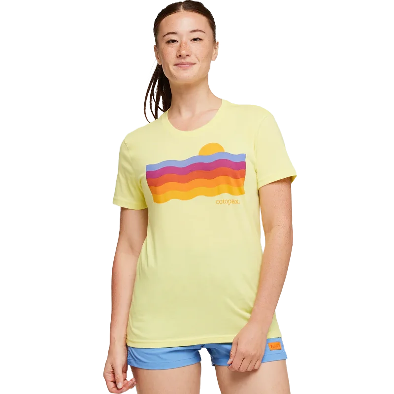 Performance Meets Savings In Our Yoga Wear Sale Women's Disco Wave Organic T-Shirt