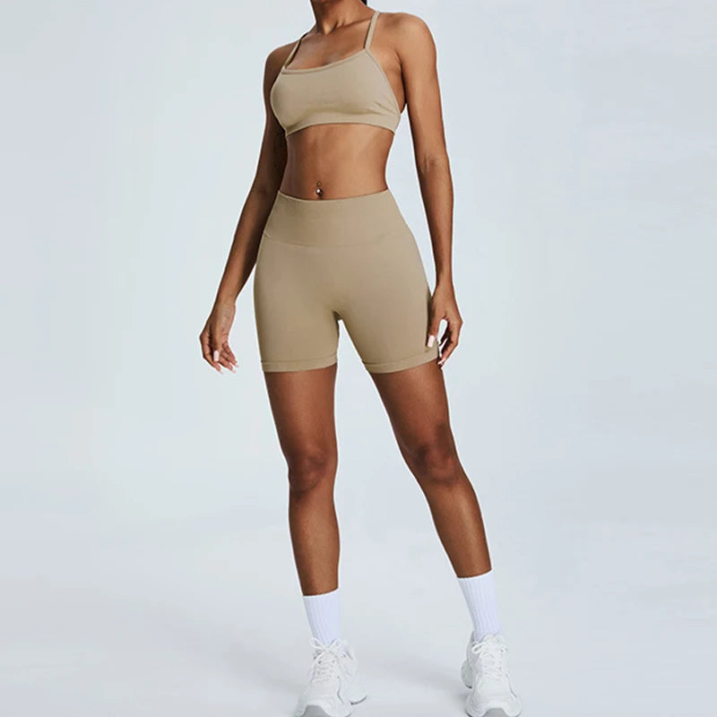 Your Practice Deserves The Best—At Better Prices X-Detail Yoga Set