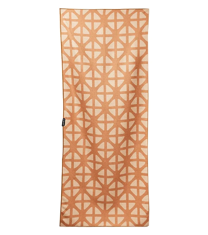 Your Perfect Yoga Essentials Now On Sale Nomadix Original Towel Rundle Sand Trap