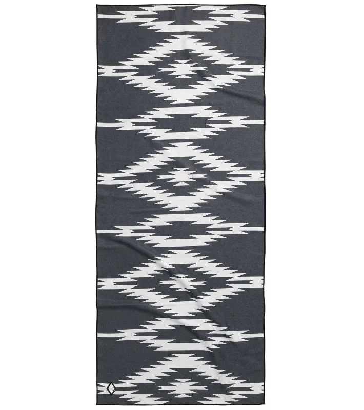 Align Your Practice With Unbeatable Deals Nomadix Unita Yoga Mat Towel Black