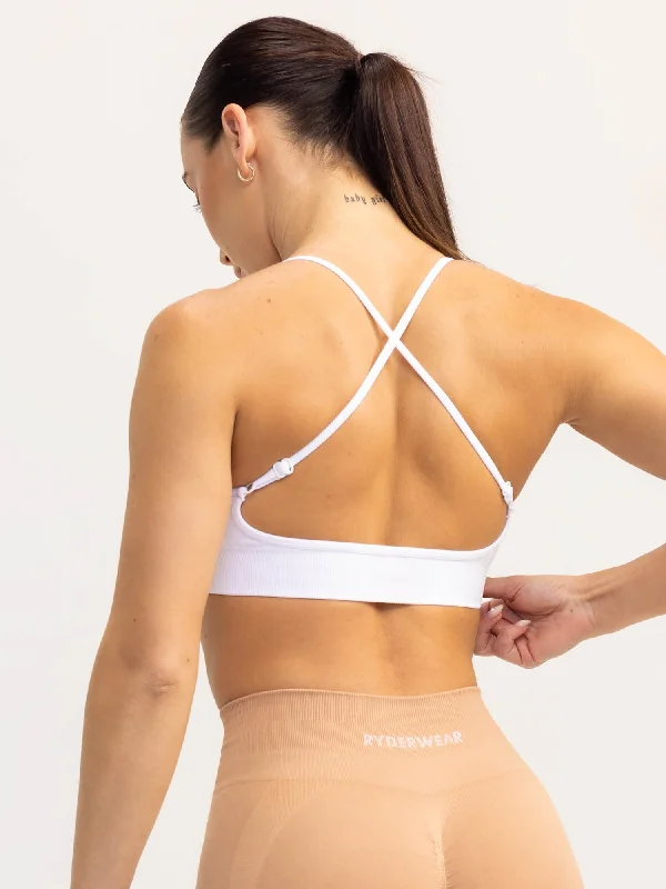 Your Yoga Essentials, Now At Lower Prices Lift 2.0 Seamless Sports Bra - White