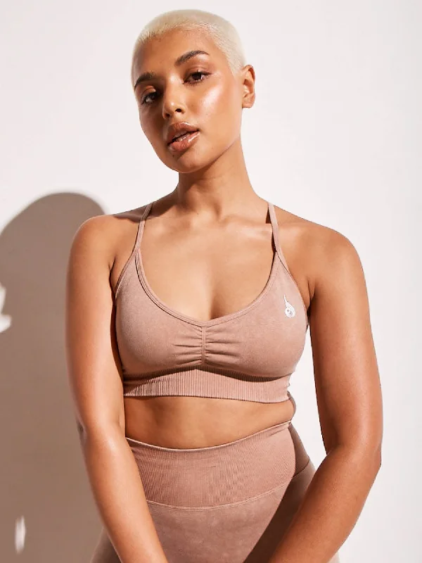 Flexibility Meets Affordability In Our Yoga Wear Sale Stonewash Seamless Sports Bra - Tan Stonewash