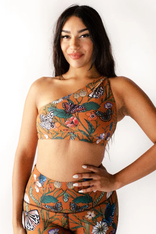 Find Your Perfect Fit With Discounted Yoga Outfits The Maverick Bra in Emerge