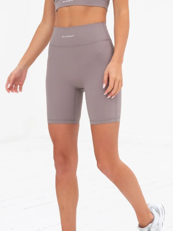 Flex Your Budget With Premium Yoga Clothing Deals Ultimate Active Shorts - Pink Taupe