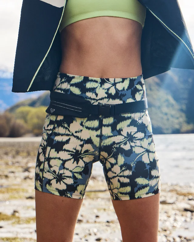 Your Practice Deserves The Best—At Better Prices Heart Into It Technical Shorts - Wild Wind Hibiscus Mirage