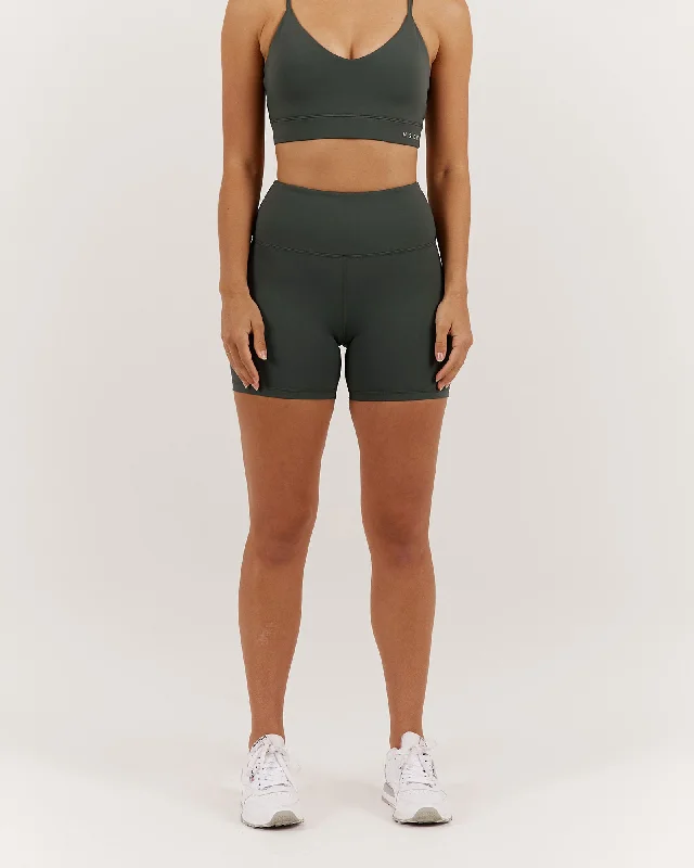 Shop High-Quality Yoga Apparel At Exclusive Discounts LIVE SHORTS - FERN